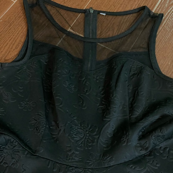 Target Sleeveless black floral embossed dress mesh bodice size medium fit flare - Picture 7 of 16